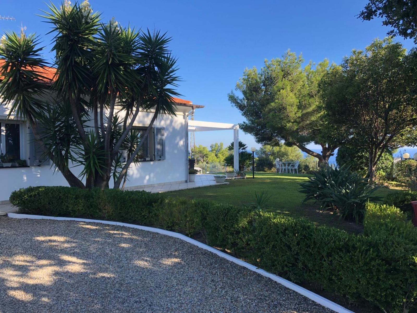 Villa Shambhala San Bartolomeo Al Mare Buitenkant foto