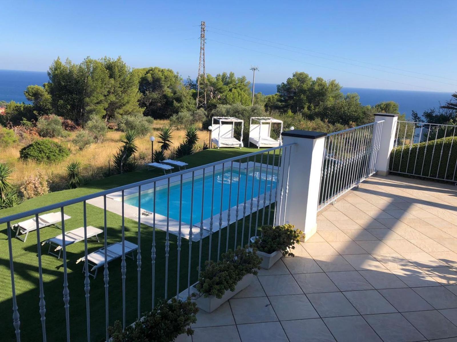 Villa Shambhala San Bartolomeo Al Mare Buitenkant foto