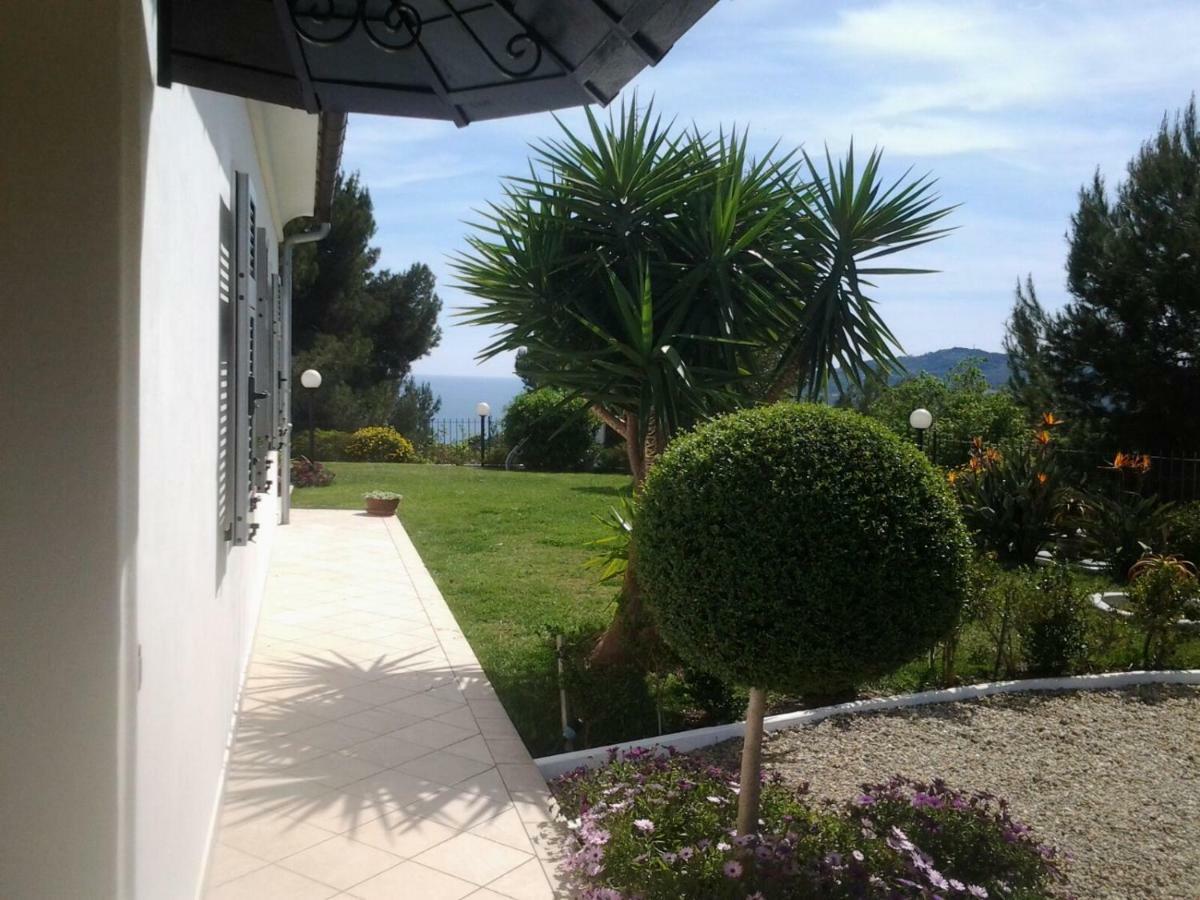Villa Shambhala San Bartolomeo Al Mare Buitenkant foto