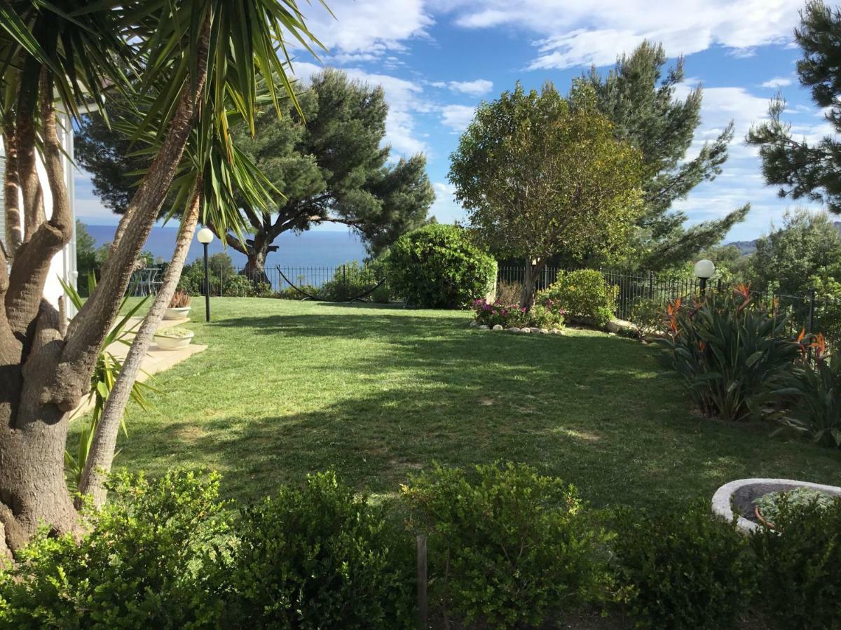 Villa Shambhala San Bartolomeo Al Mare Buitenkant foto