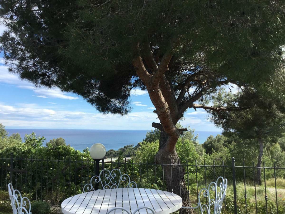 Villa Shambhala San Bartolomeo Al Mare Buitenkant foto